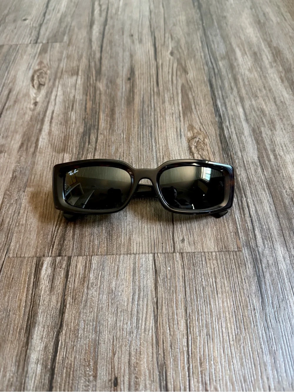 Ray-Ban Black Rectangle Sunglasses